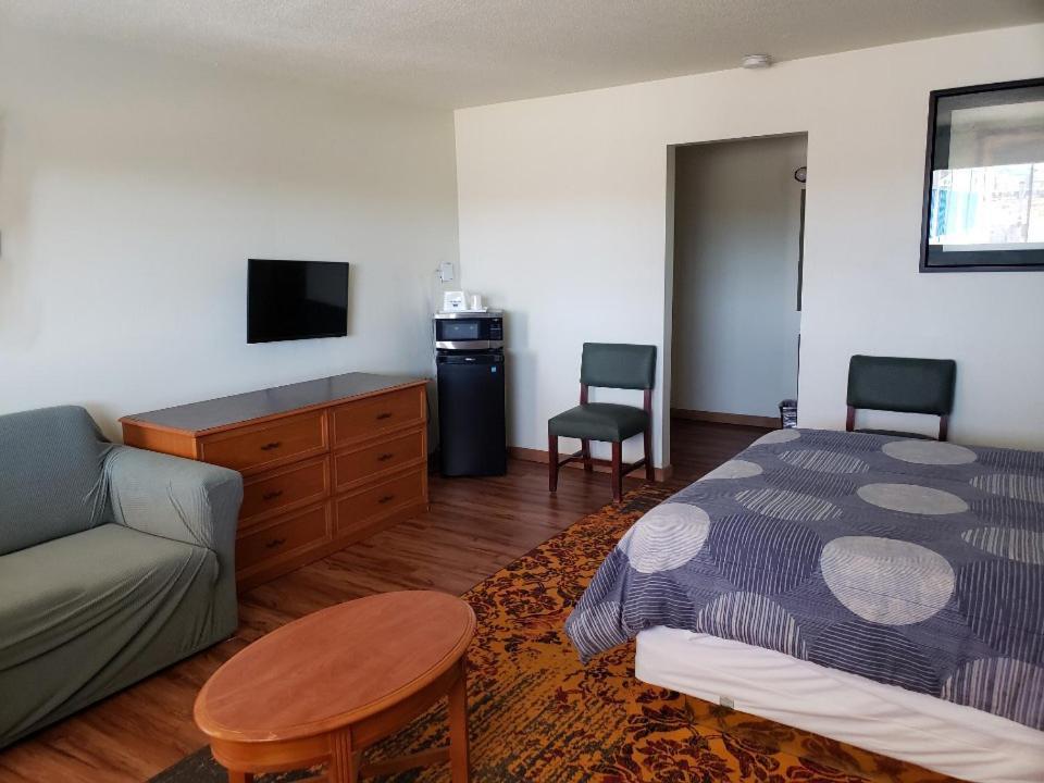 Americas Best Value Inn Greeley Эванс Экстерьер фото