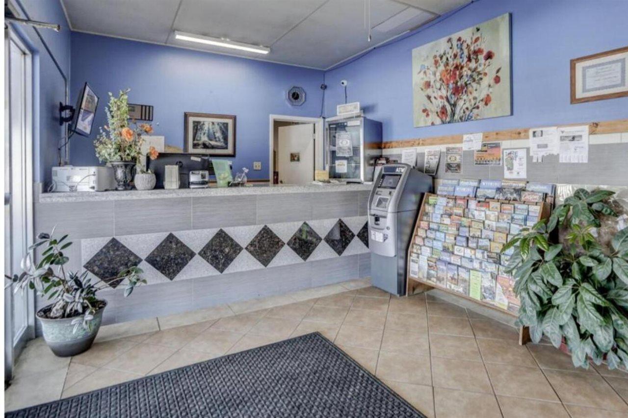 Americas Best Value Inn Greeley Эванс Экстерьер фото