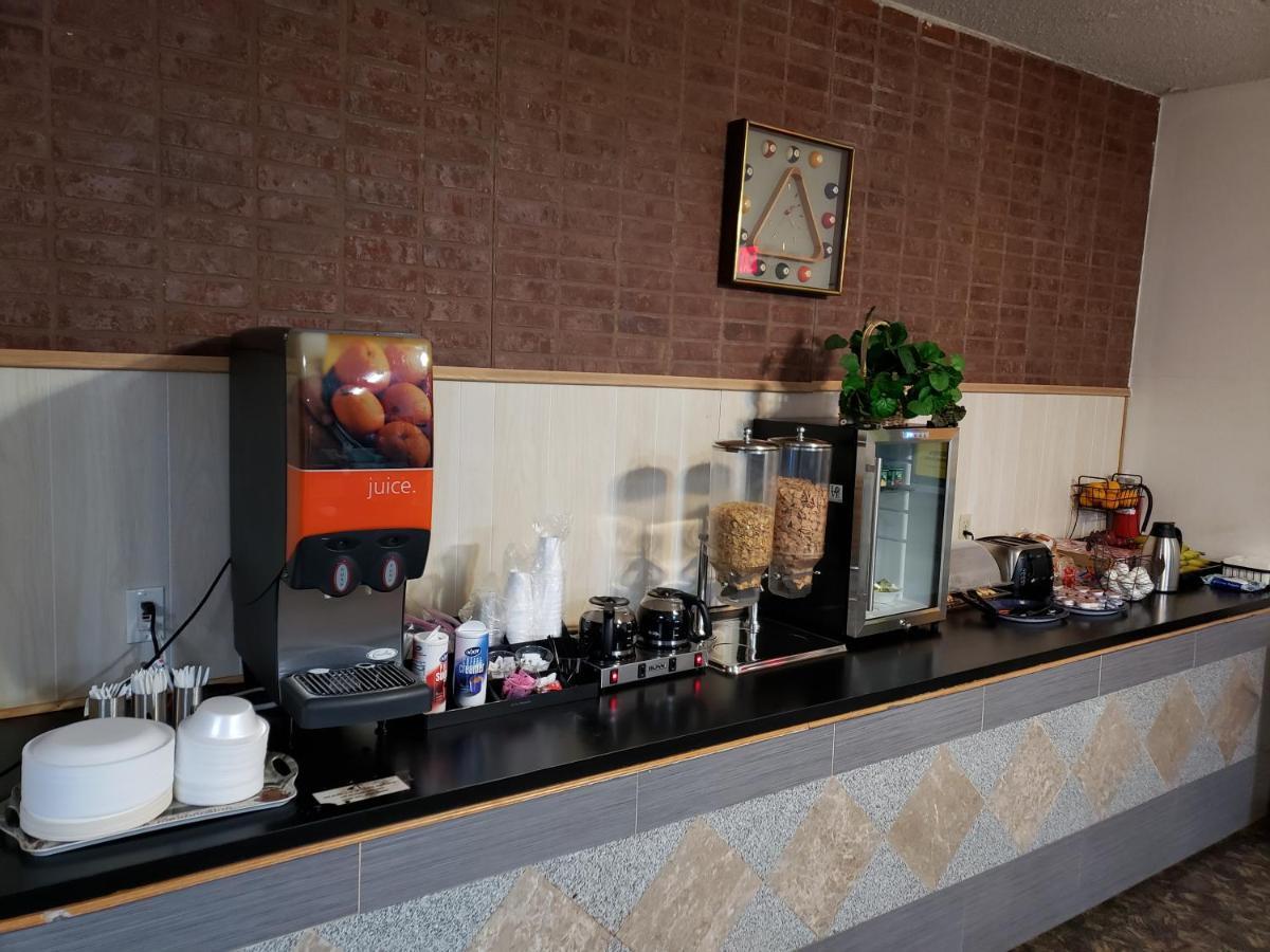 Americas Best Value Inn Greeley Эванс Экстерьер фото